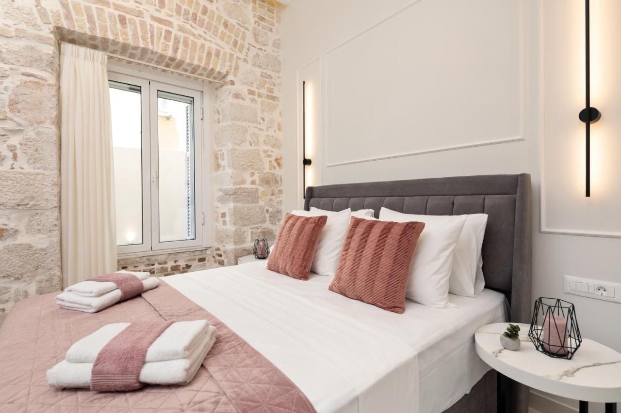 Modern-Vintage Old Town Suites Corfu  Εξωτερικό φωτογραφία