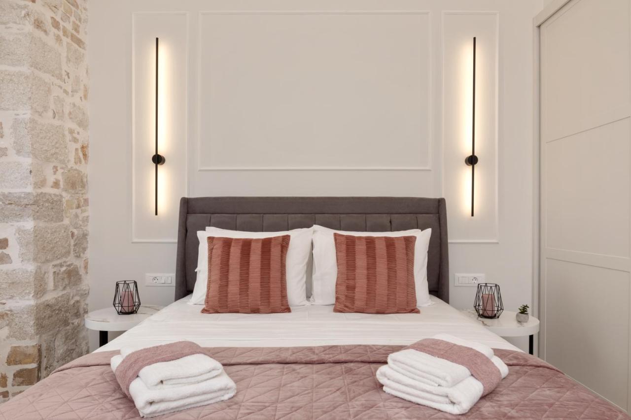 Modern-Vintage Old Town Suites Corfu  Εξωτερικό φωτογραφία