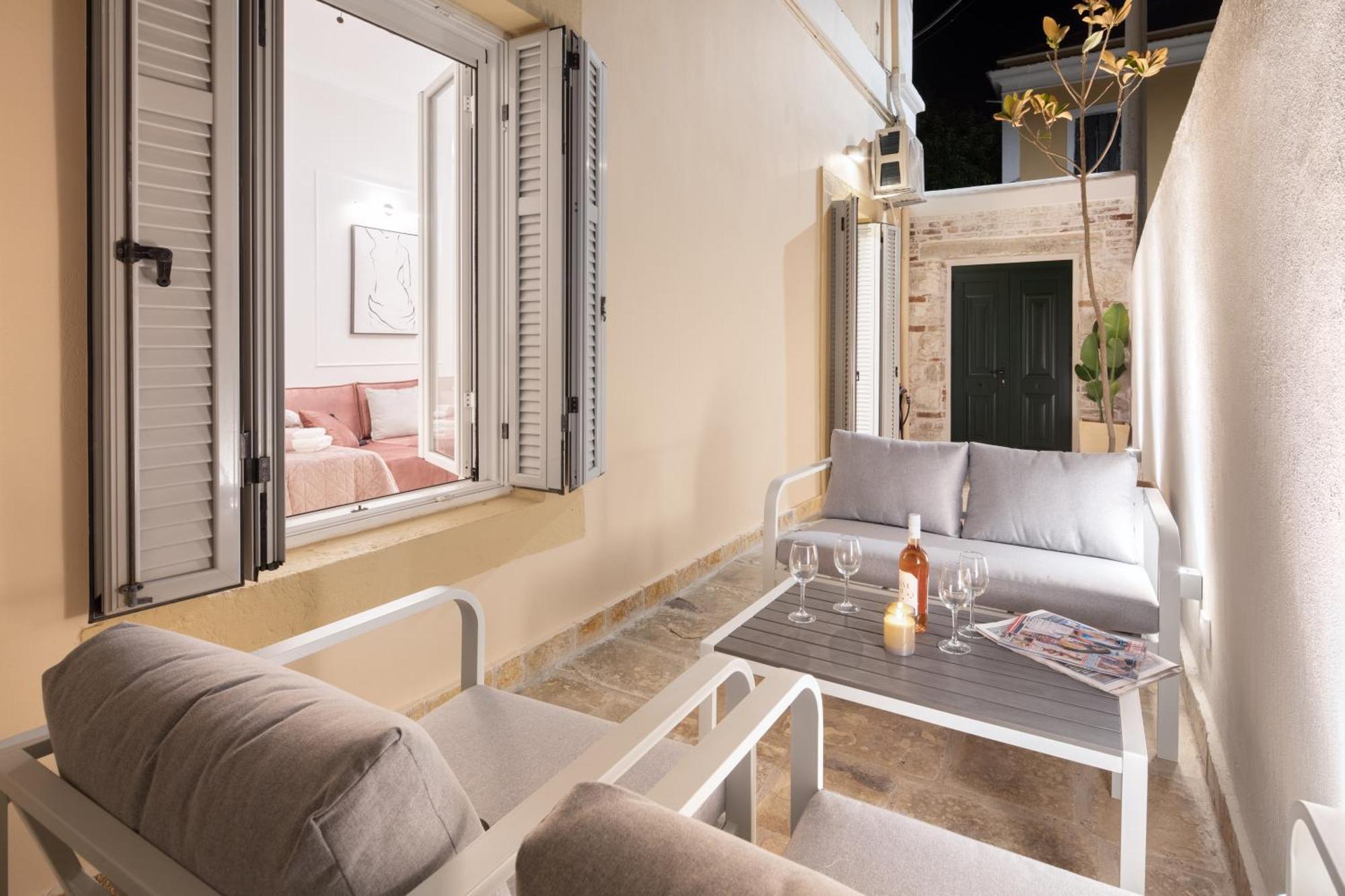 Modern-Vintage Old Town Suites Corfu  Εξωτερικό φωτογραφία
